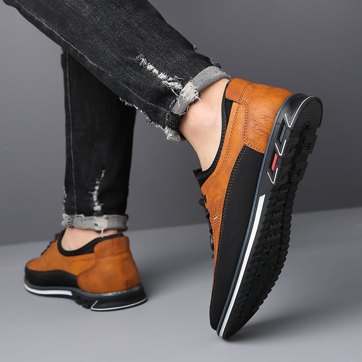 men's casual lace-up sneaker shoes in camel brown