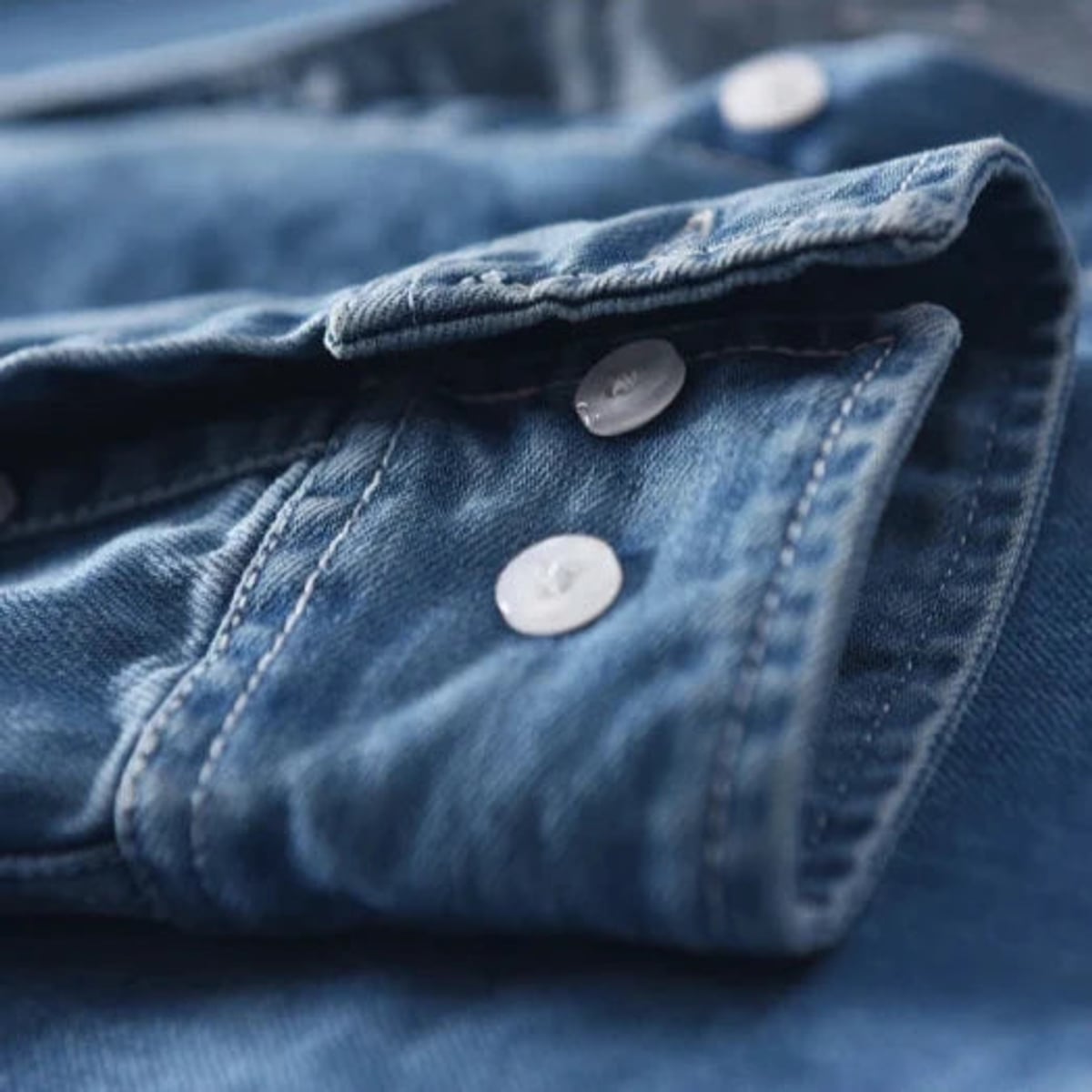 men's long sleeve button-up denim shirt in deep blue