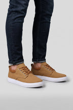 men's low top lace-up trainers in white
