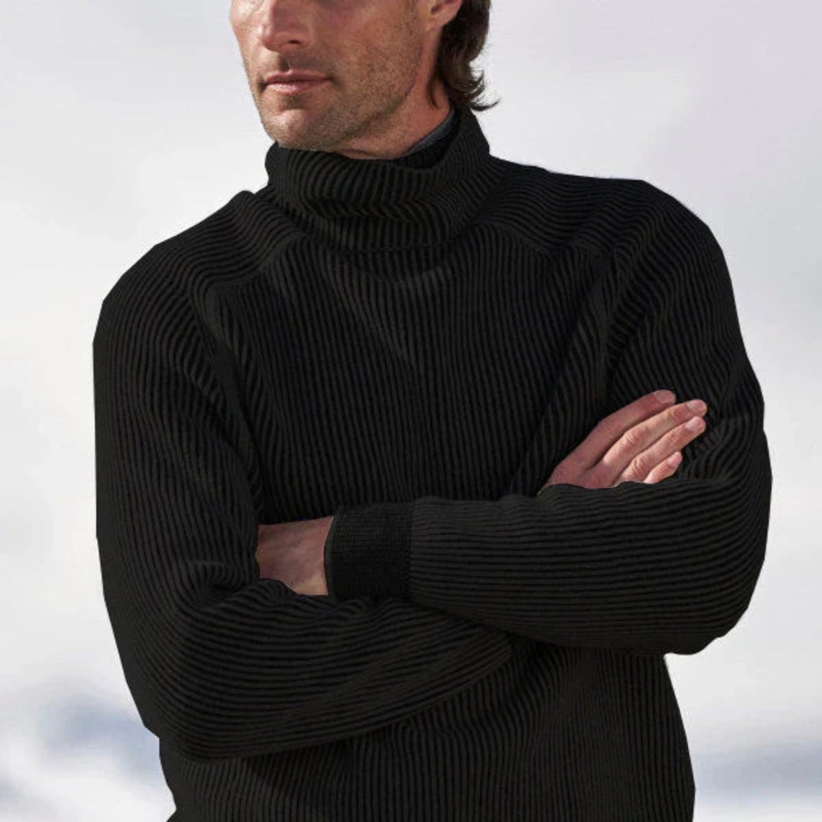 men's roll neck pullover sweater in black