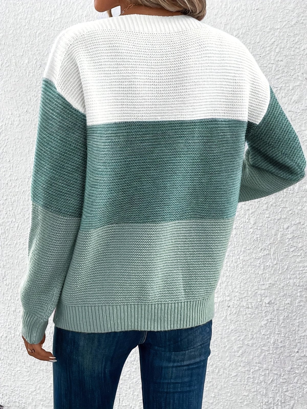 women's colour block drop shoulder sweater in green
