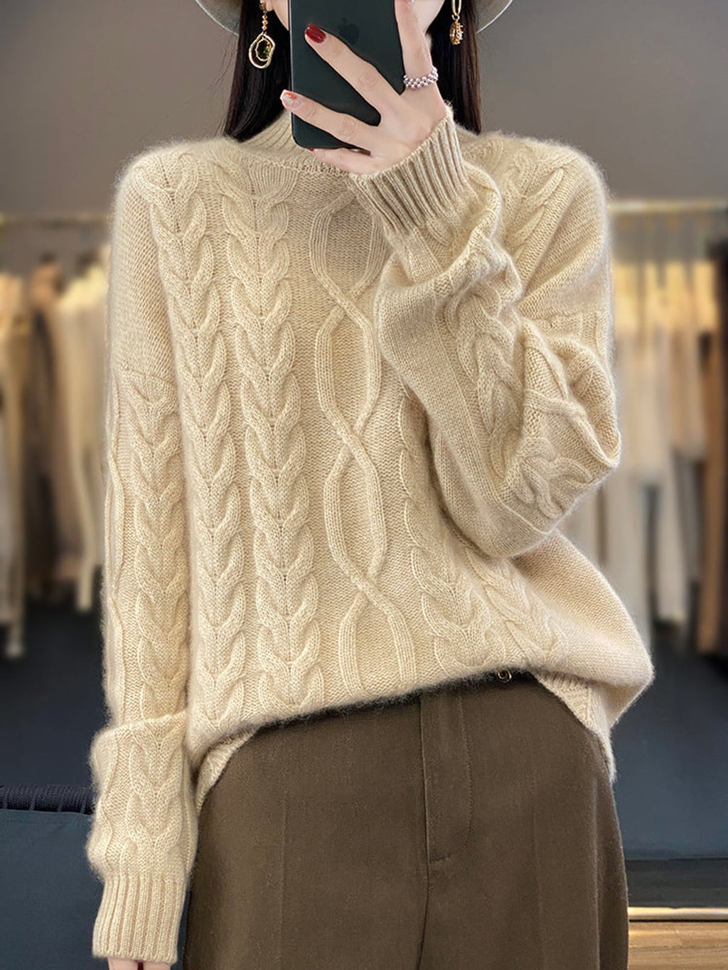 women's oversized cable knit pullover sweater in natural beige