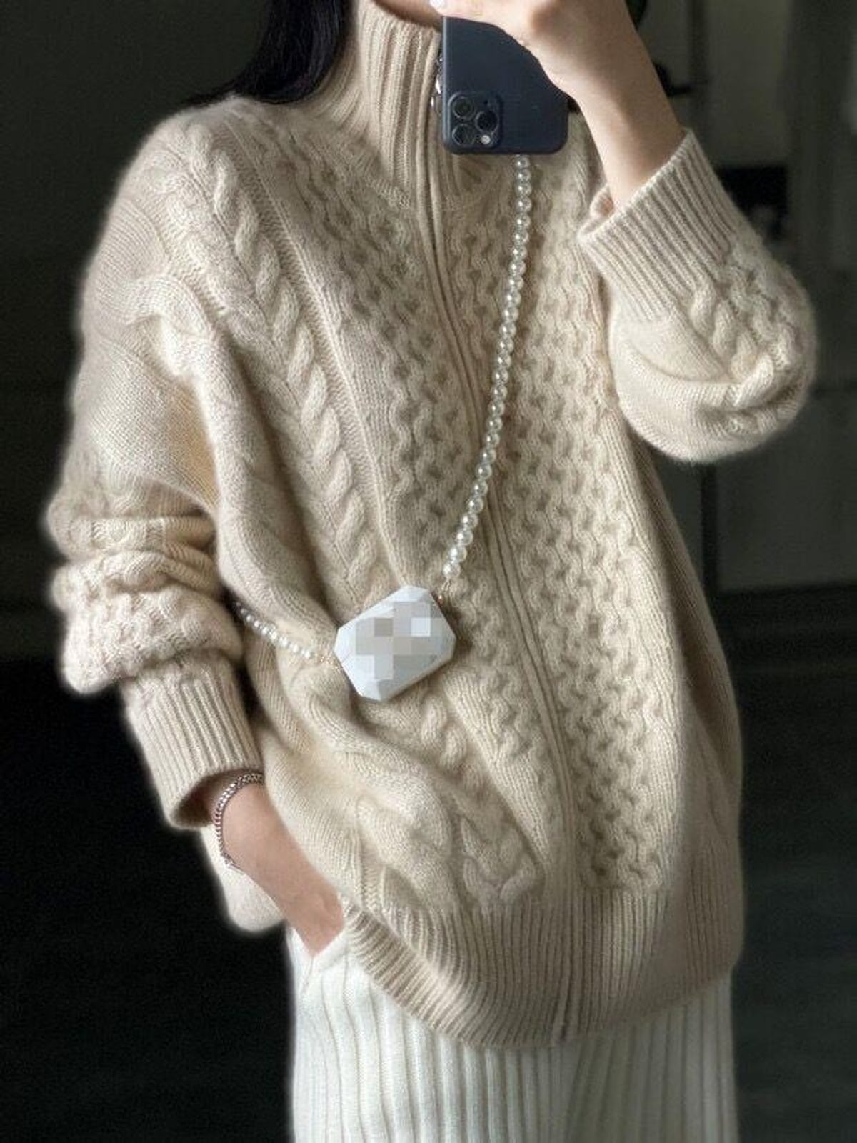 women's oversized cable knit zip-up sweater in ecru