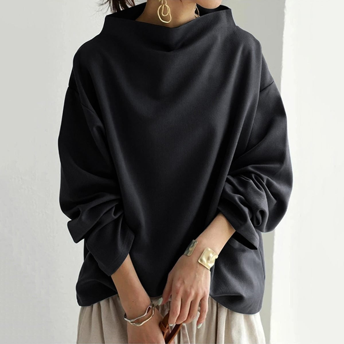 women's oversized mock neck long sleeve top in black