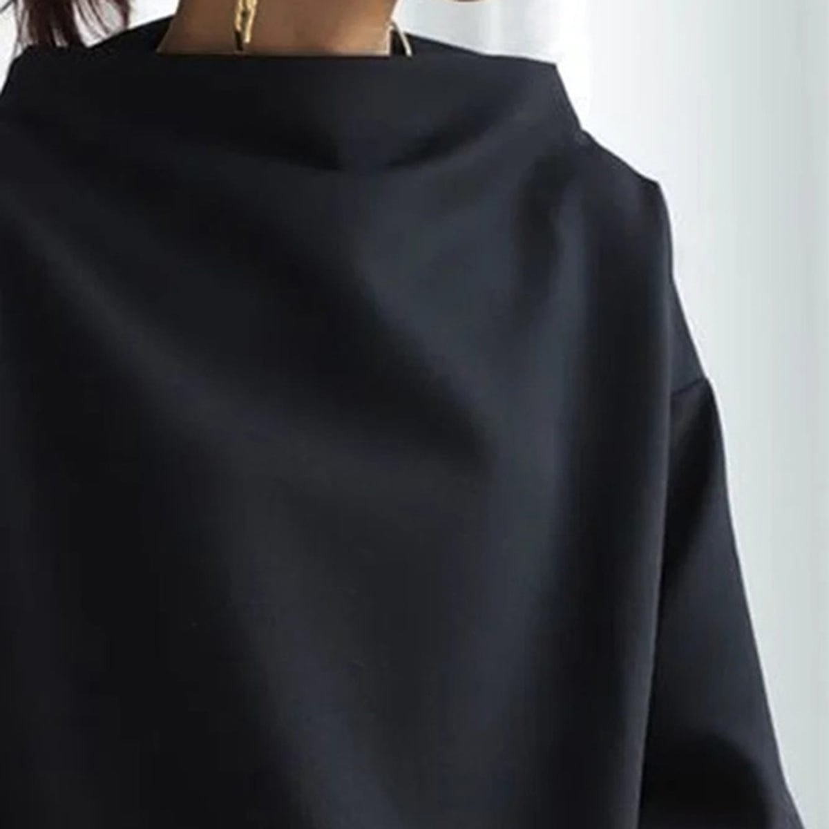 women's oversized mock neck long sleeve top in black