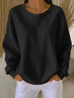 women's oversized pullover crew neck sweater in black