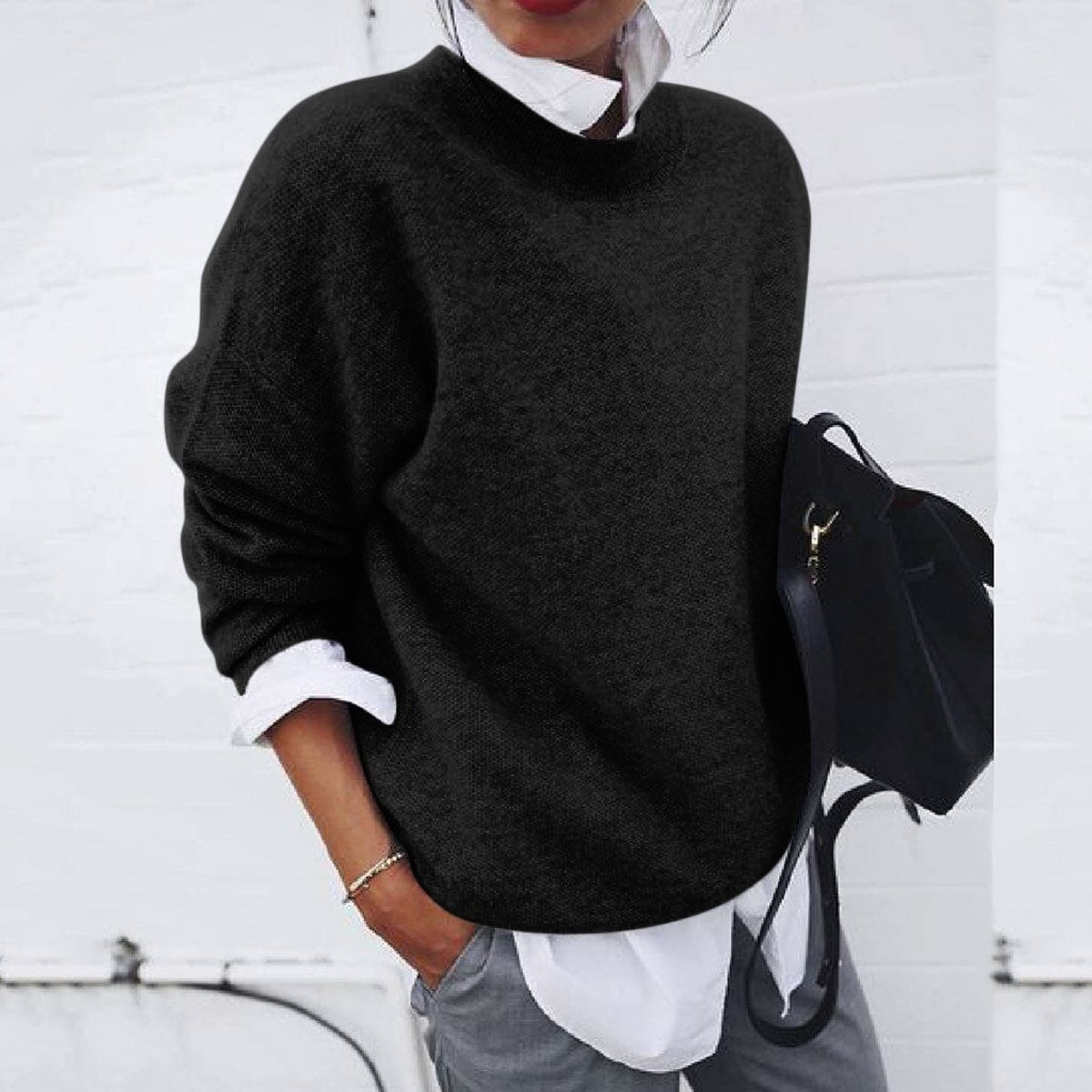 women's oversized round neck pullover sweater in black