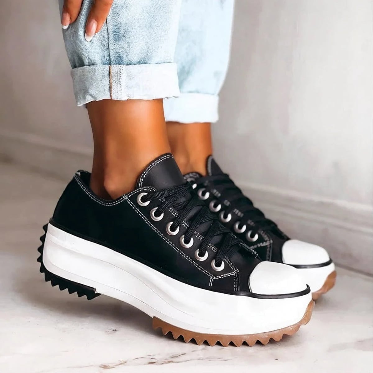 women's platform lace-up sneakers in black