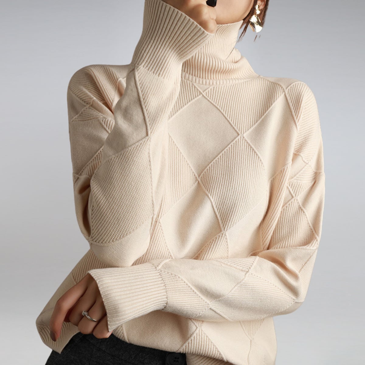 women's turtleneck diamond knit pullover sweater in beige